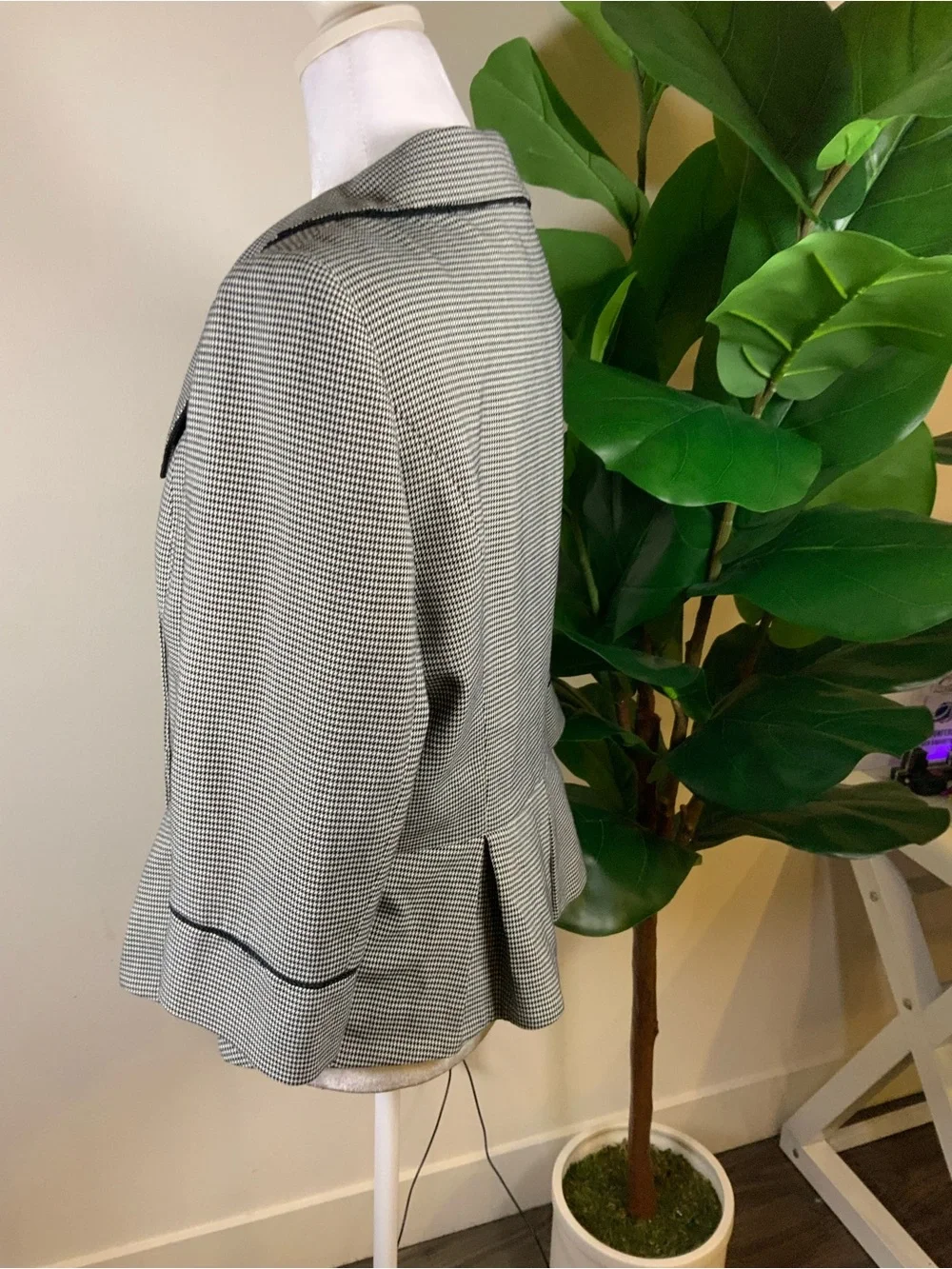 Jones New York Black and White Checked Peplum Blazer